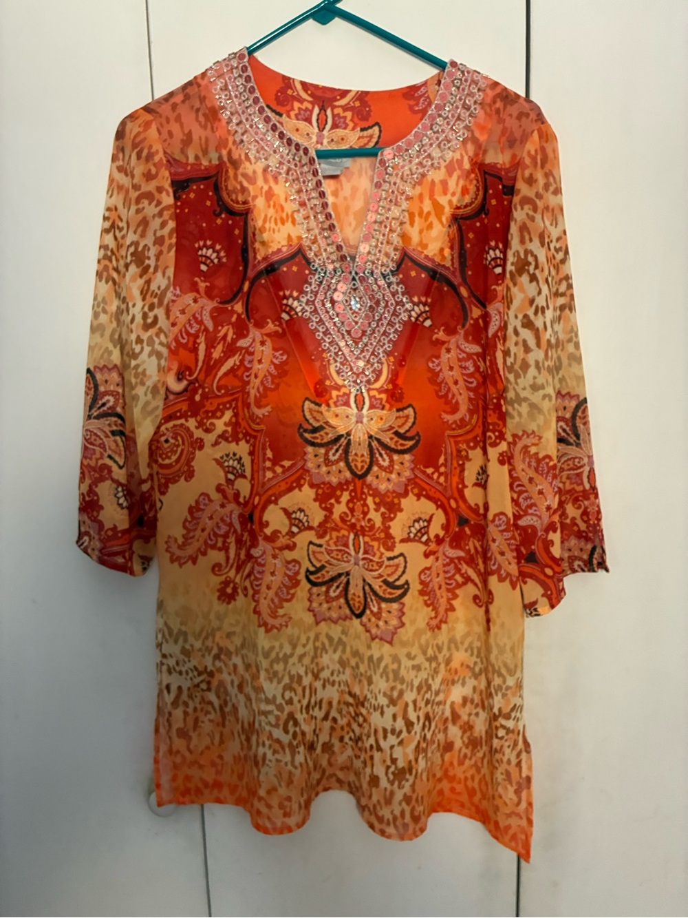 Chicos Vneck Tunic/Coverup Embellished Neck 1 Vibrant Resortwear Beach